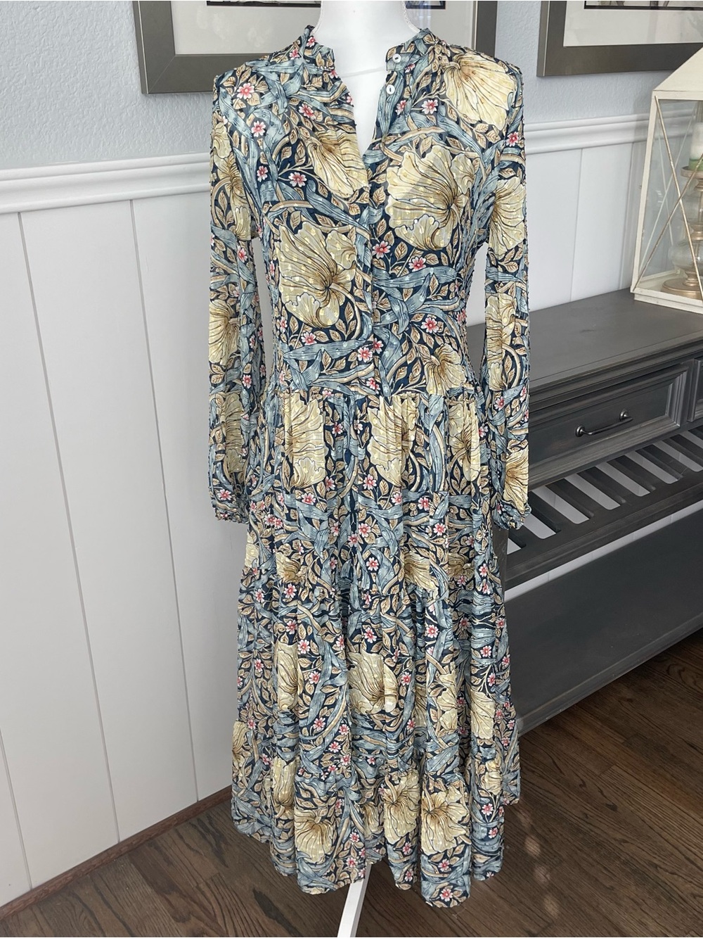 Morris & Co. × H&M Blue/Teal/ Chartreuse Sheer Paisley Midi
Tiered Dress 4